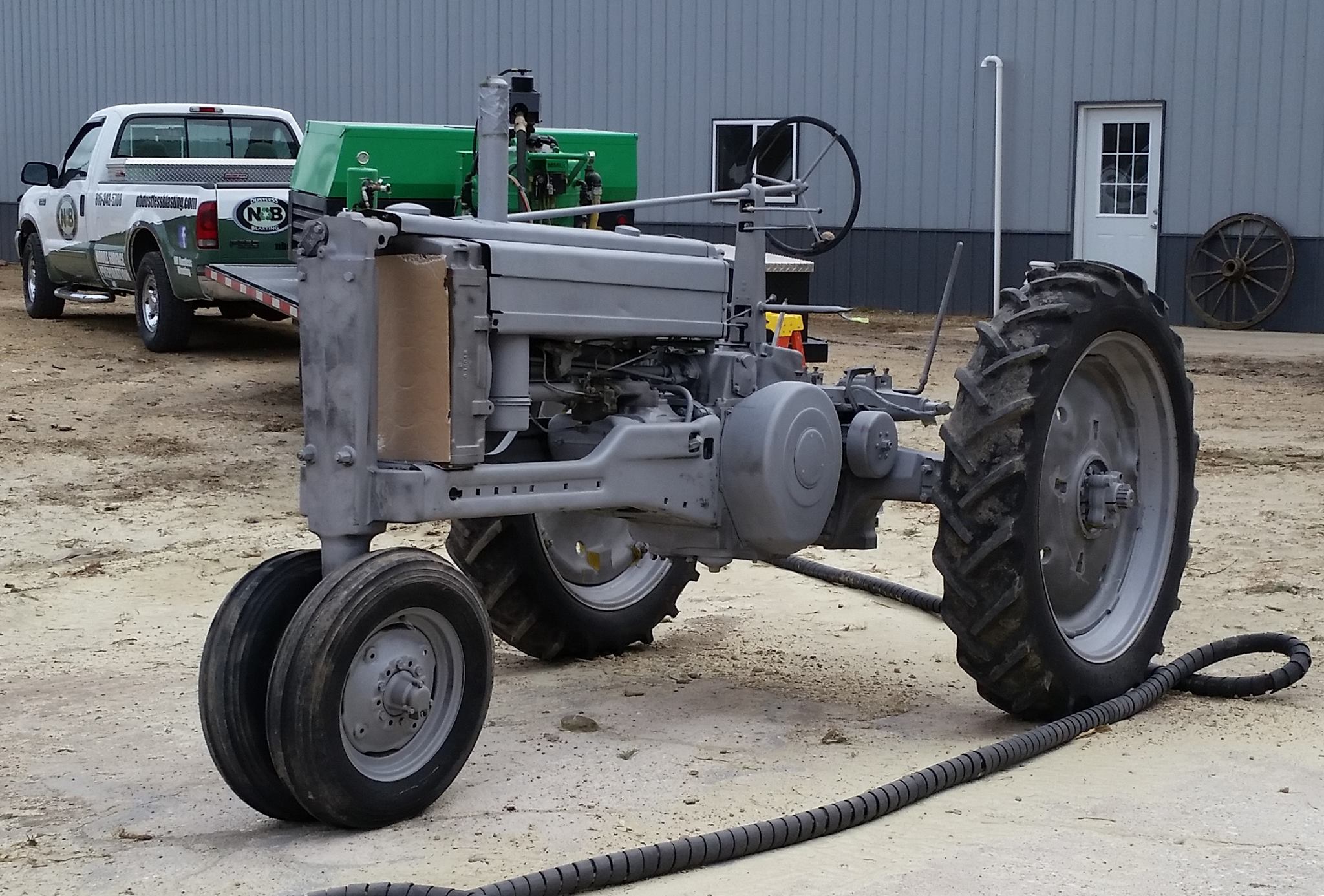 Industrial dustless blasting project