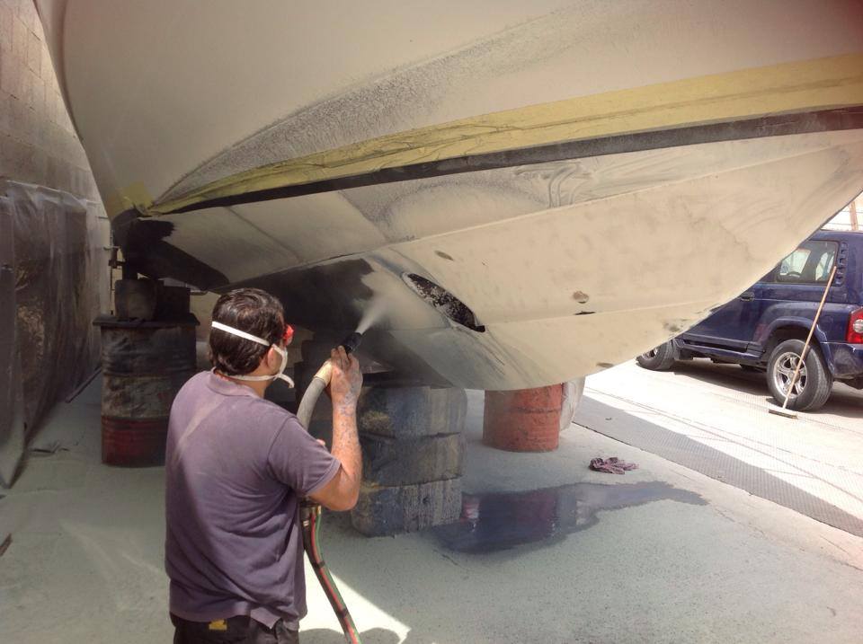Marine dustless blasting project